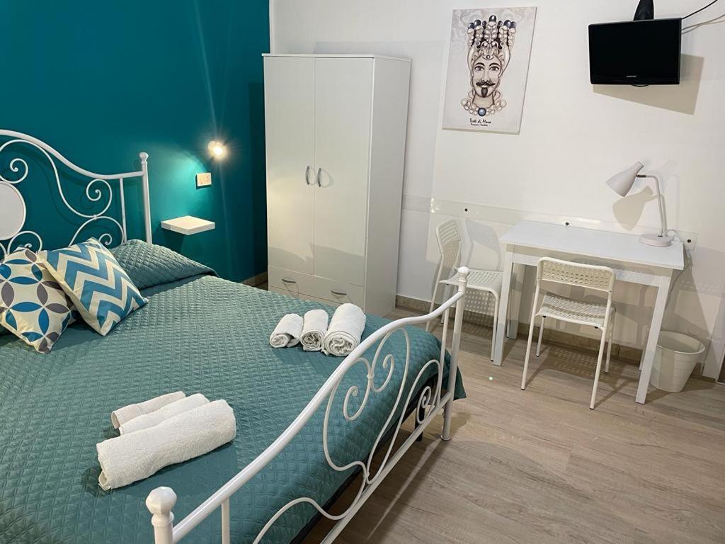 ホテル Casa Vittoria パレルモ エクステリア 写真