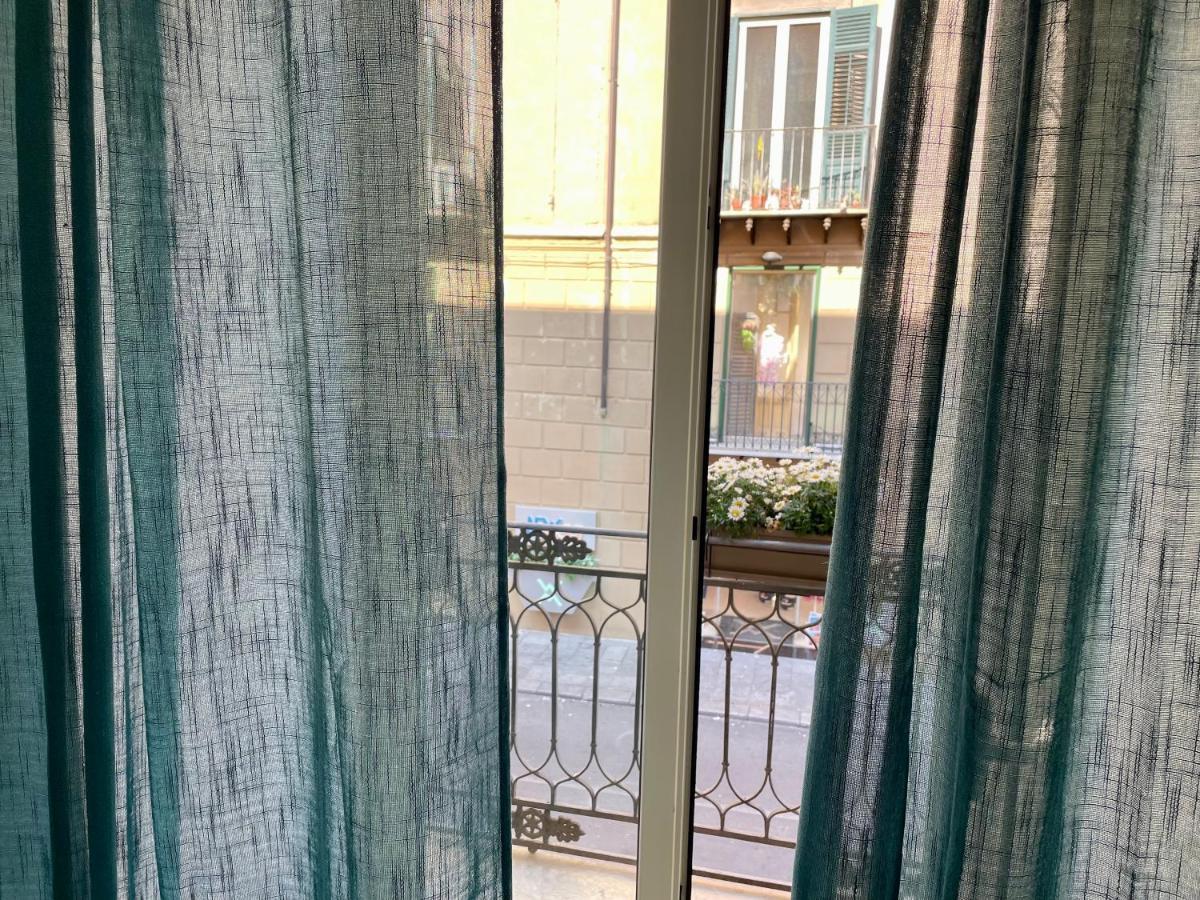 ホテル Casa Vittoria パレルモ エクステリア 写真