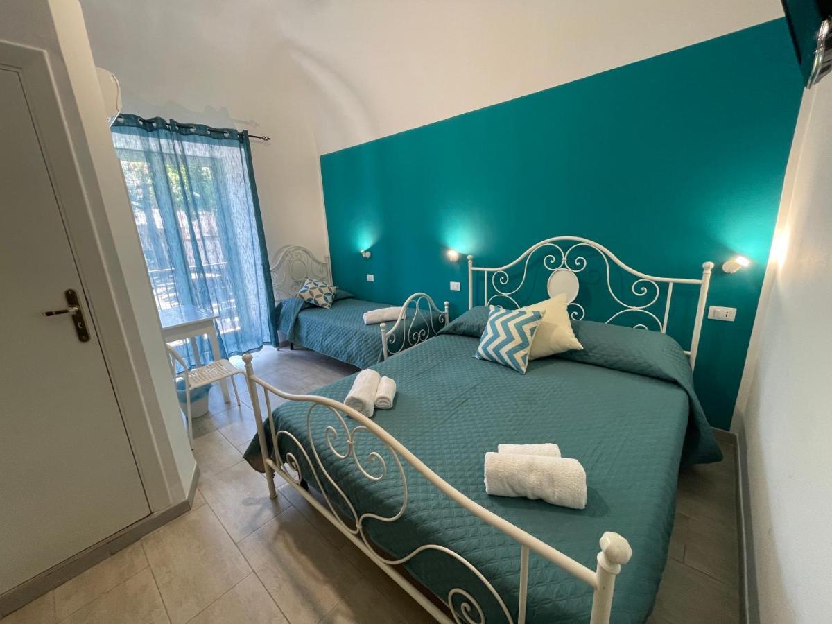 ホテル Casa Vittoria パレルモ エクステリア 写真