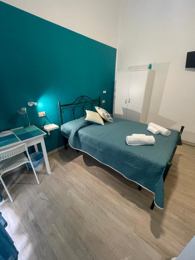 ホテル Casa Vittoria パレルモ エクステリア 写真