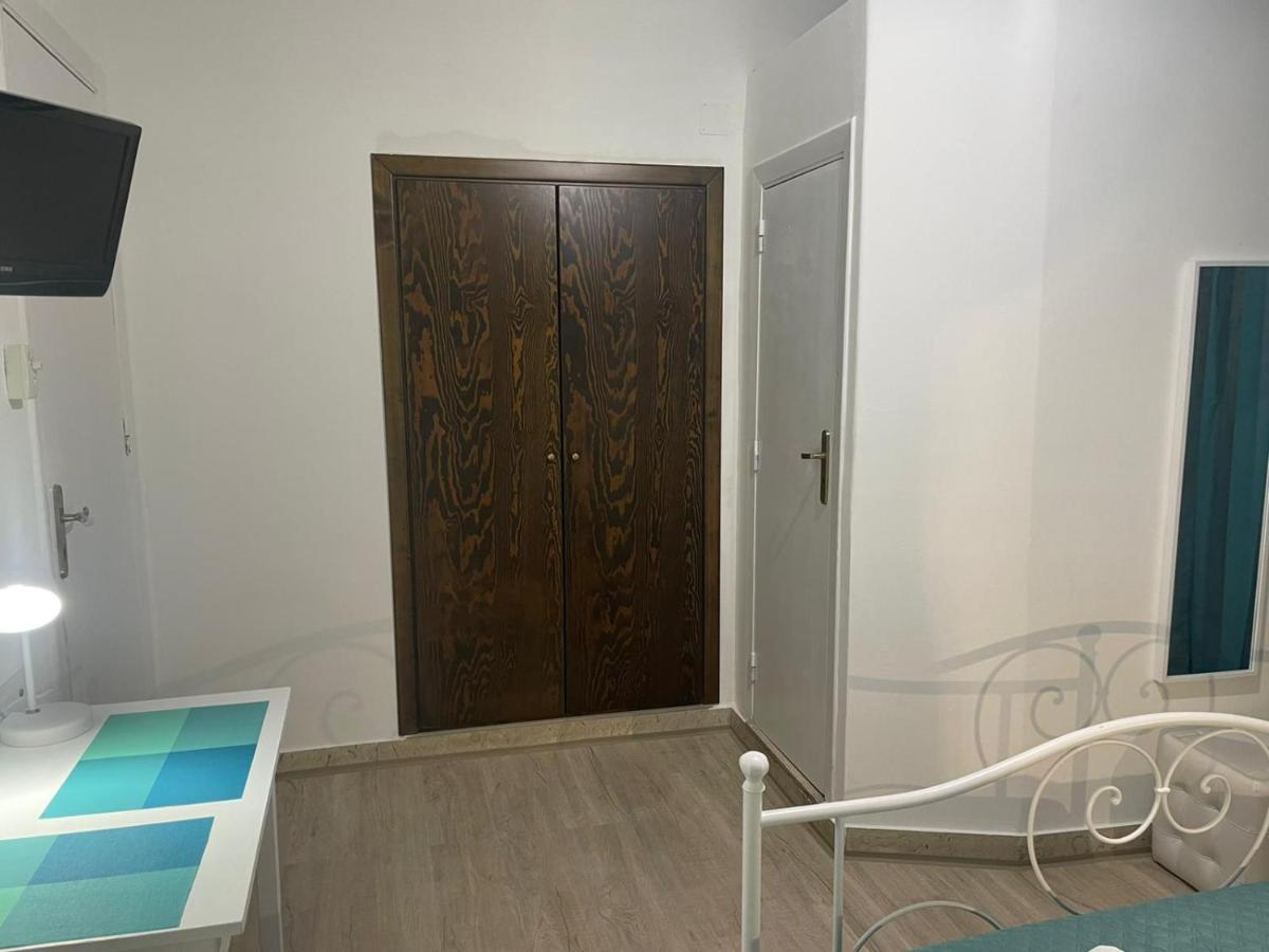 ホテル Casa Vittoria パレルモ エクステリア 写真