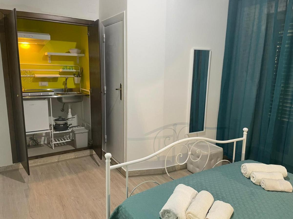 ホテル Casa Vittoria パレルモ エクステリア 写真