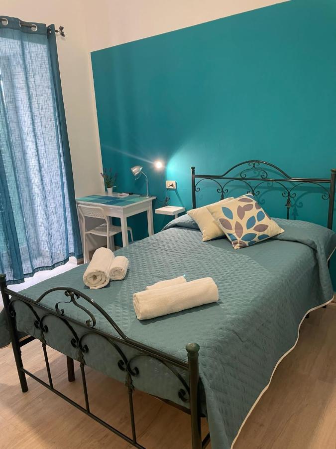 ホテル Casa Vittoria パレルモ エクステリア 写真
