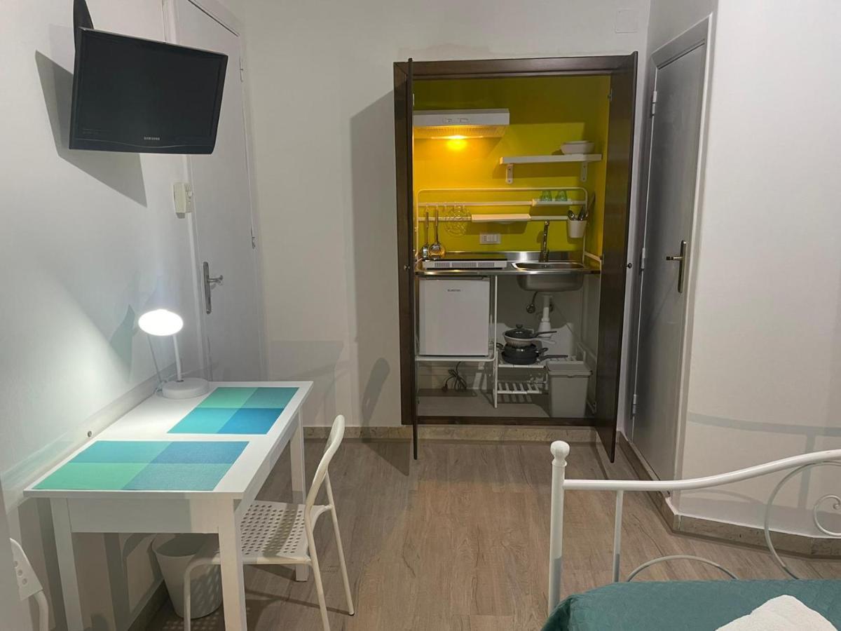 ホテル Casa Vittoria パレルモ エクステリア 写真