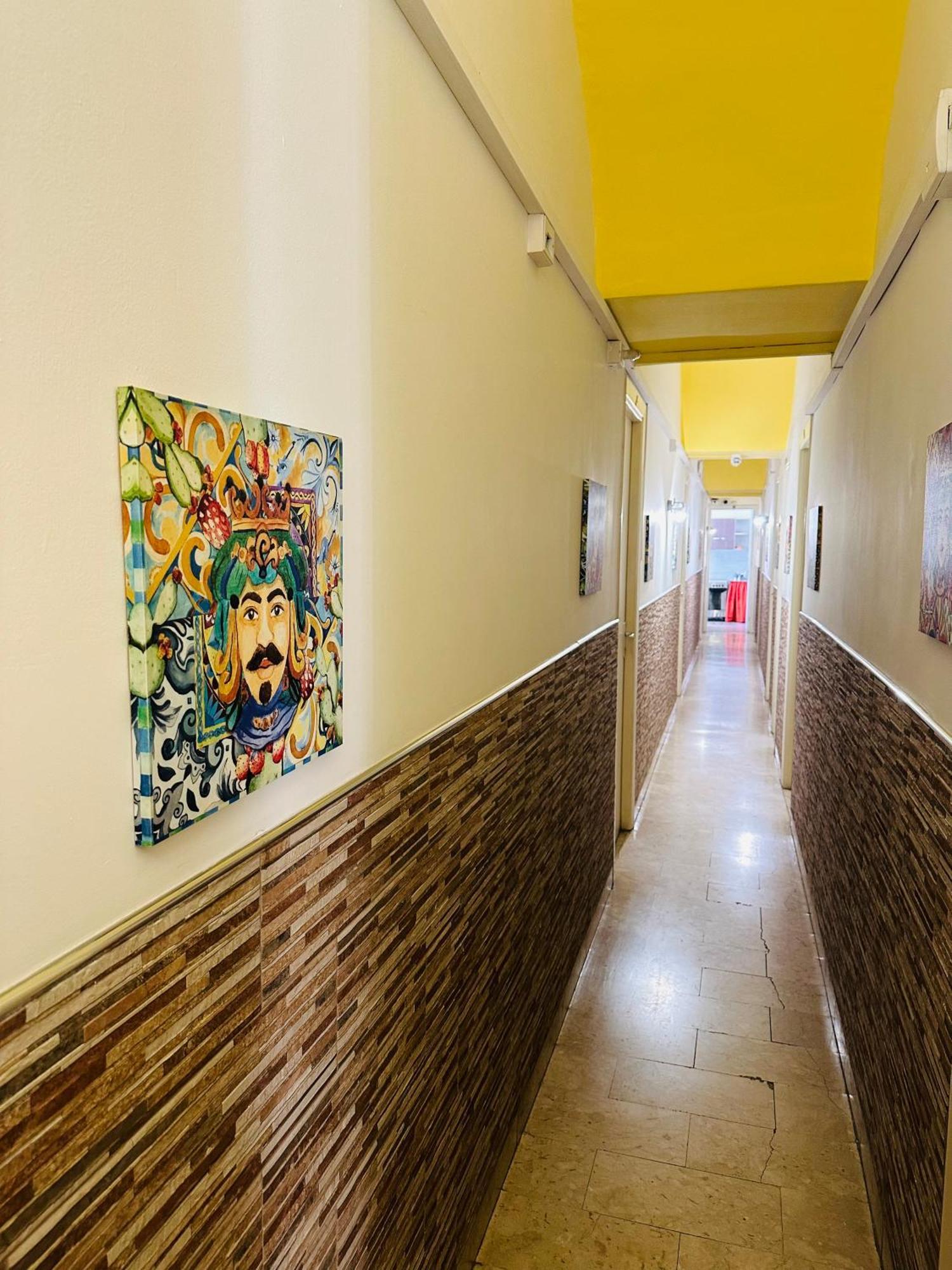 ホテル Casa Vittoria パレルモ エクステリア 写真
